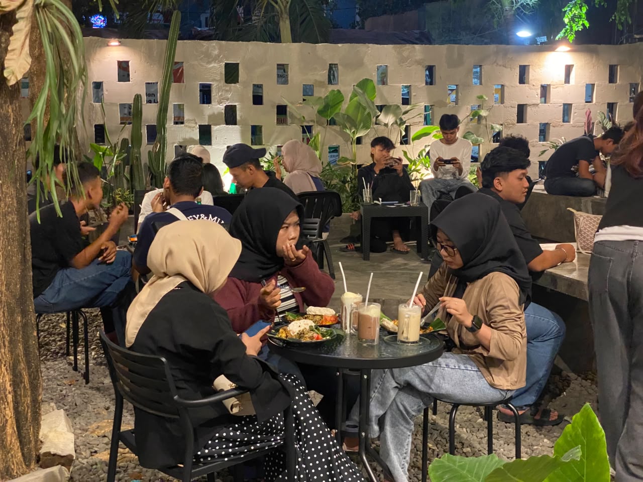 A24 Warkop Plus 2